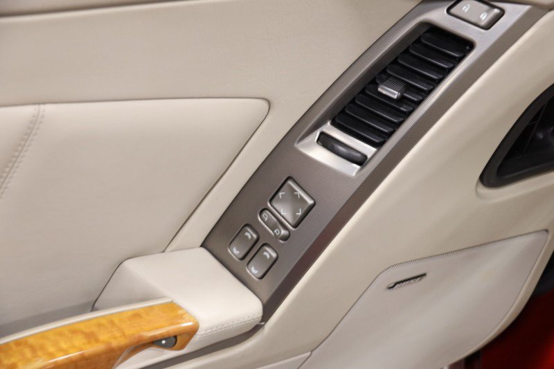 Used 2005 Cadillac XLR RWD image 58