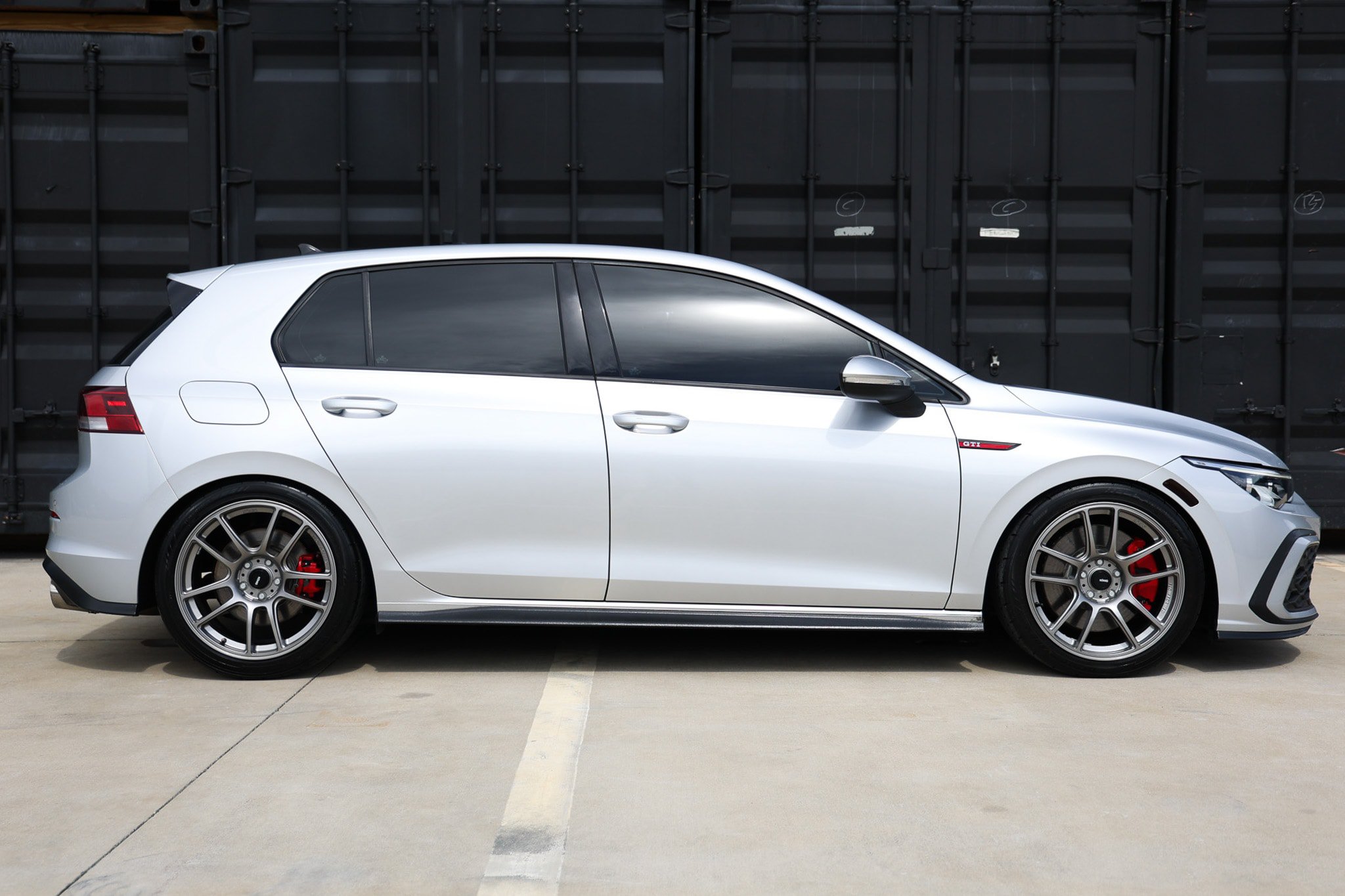 Used 2022 Volkswagen GTI SE FWD image 17