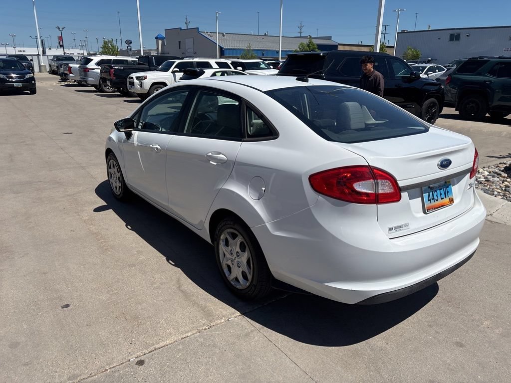 Used 2012 Ford Fiesta S FWD image 5