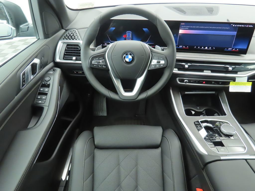 Certified 2026 BMW X5 sDrive40i w/ Parking Assistance Package RWD image 11