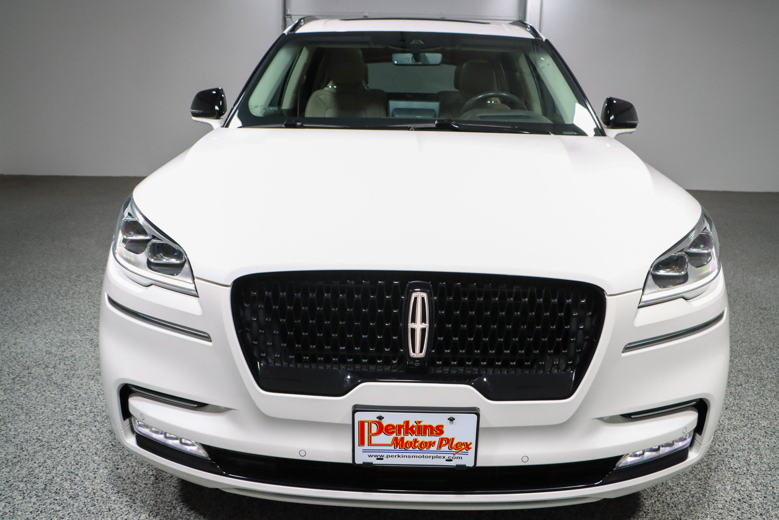 Used 2023 Lincoln Aviator Reserve w/ Equipment Group 201A AWD/4WD image 4