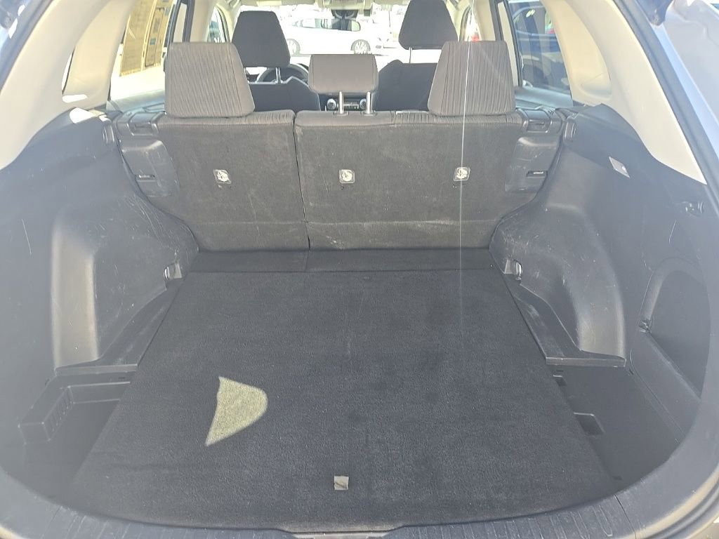 Used 2019 Toyota RAV4 LE image 27