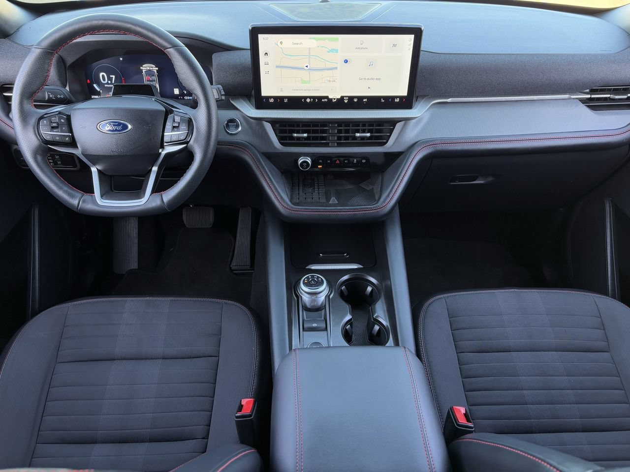 Certified 2025 Ford Explorer ST-Line w/ Premium Package RWD image 12