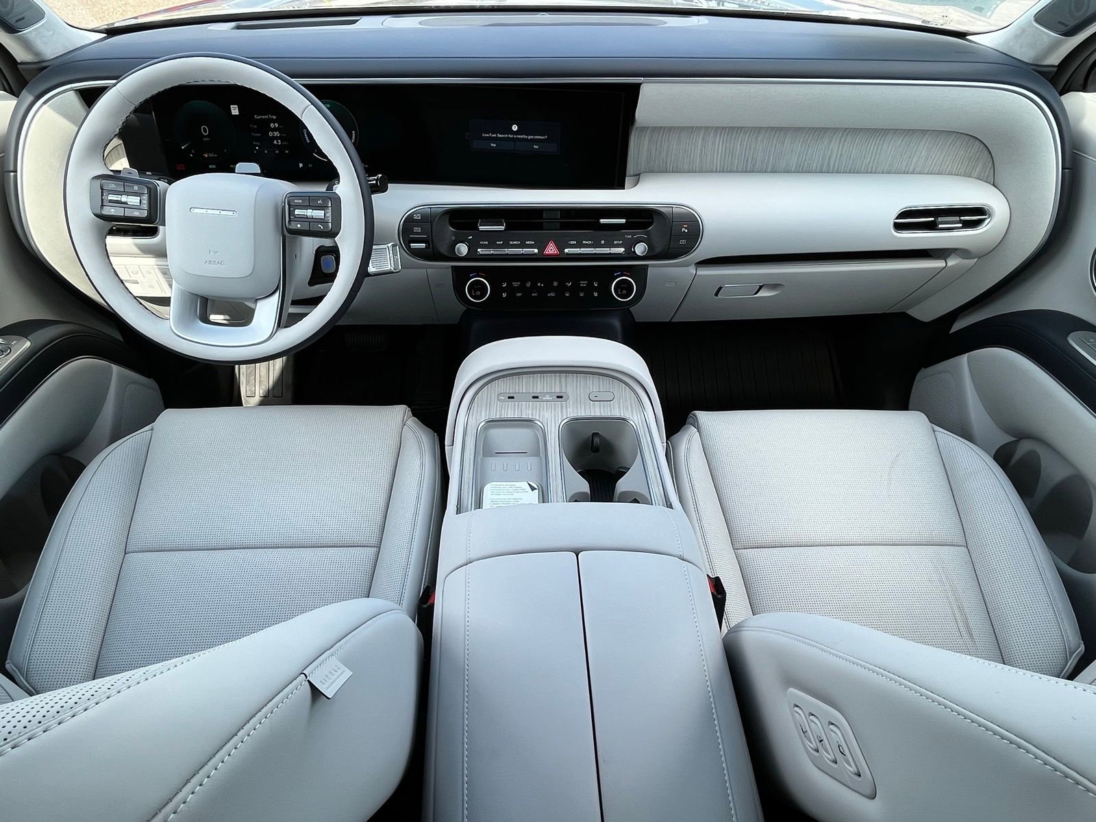 Used 2026 Hyundai Palisade Calligraphy FWD image 8