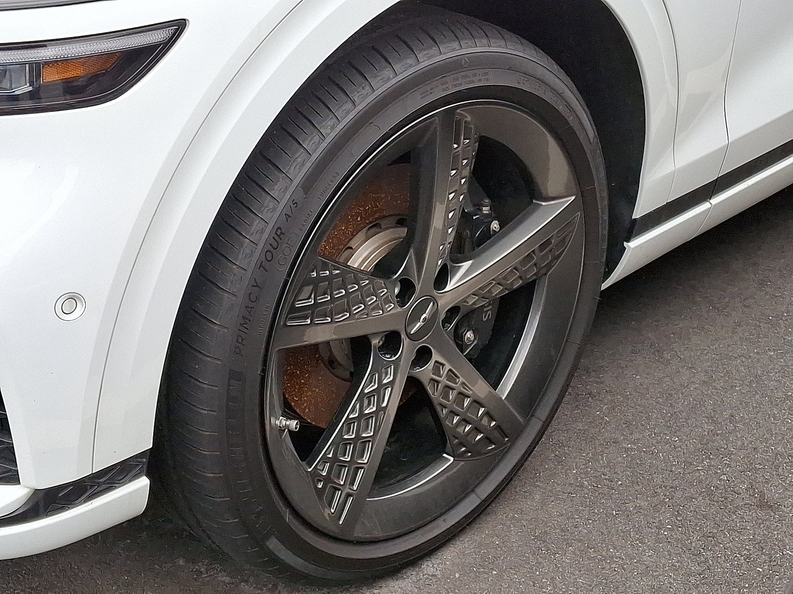 Certified 2025 Genesis GV70 3.5T Sport w/ Sport Advanced Package image 6