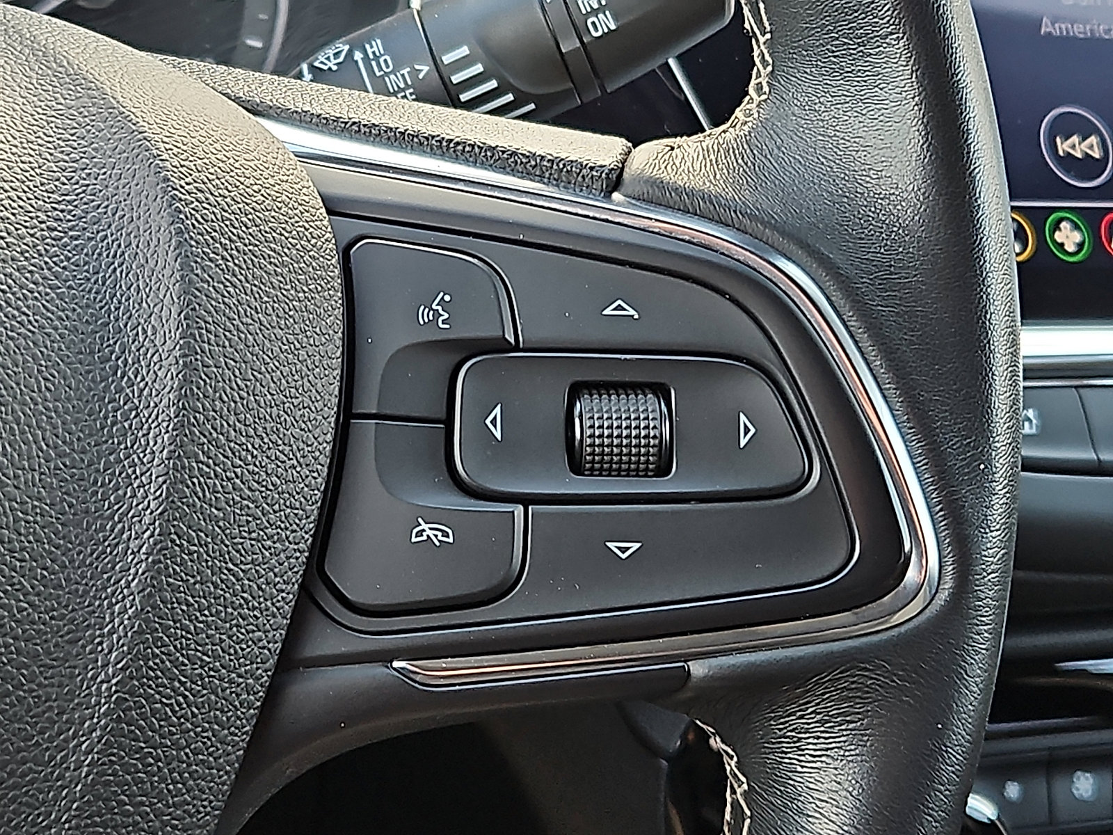 Used 2023 Buick Encore GX Select w/ Safety Package II image 21