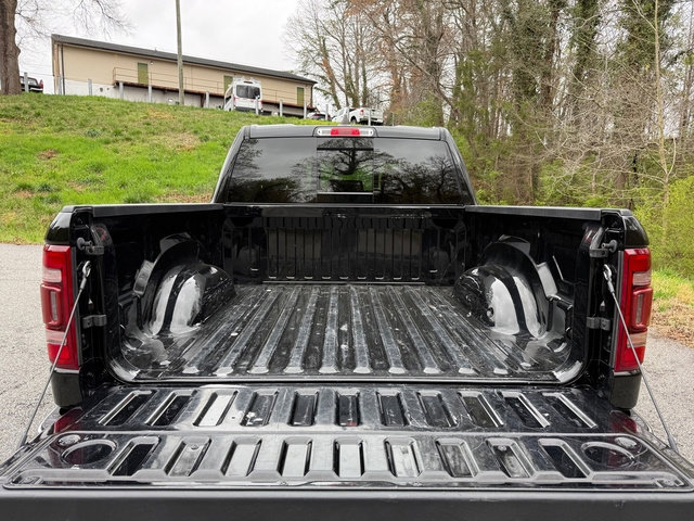 Used 2023 RAM 1500 Limited AWD/4WD image 9