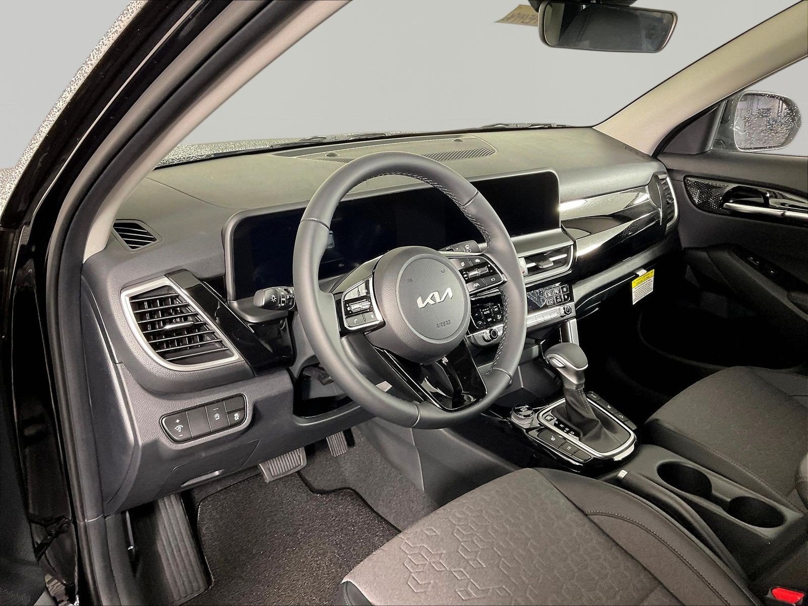 New 2026 Kia Seltos S AWD/4WD image 15