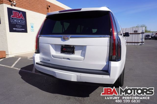 Used 2020 Cadillac Escalade ESV Platinum image 51