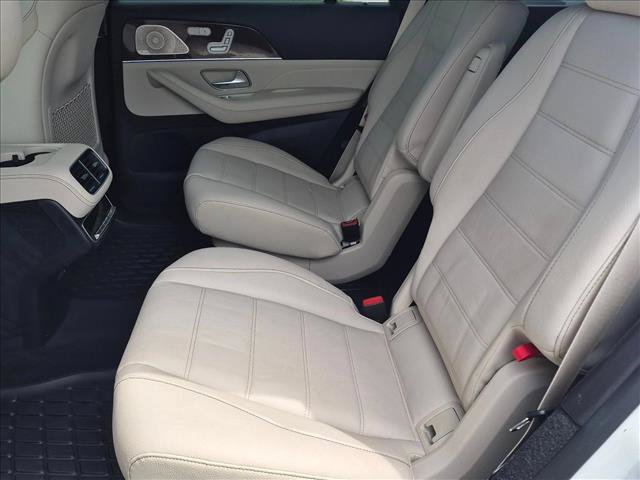 Used 2023 Mercedes-Benz GLS 450 4MATIC image 18