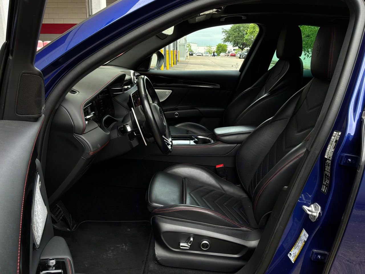 Used 2023 Maserati Grecale Modena AWD/4WD image 10