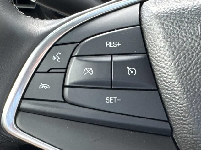 Used 2017 Cadillac XT5 FWD image 26