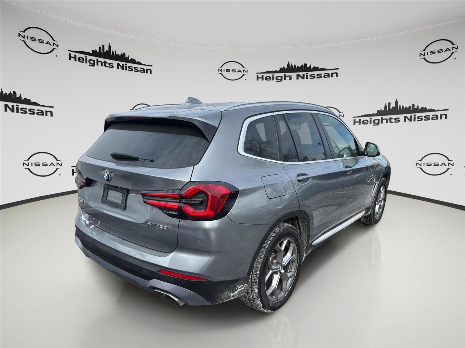 Used 2024 BMW X3 xDrive30i w/ Convenience Package image 4