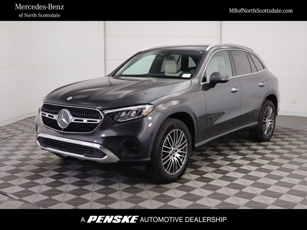 Used 2026 Mercedes-Benz GLC 300 4MATIC image 1
