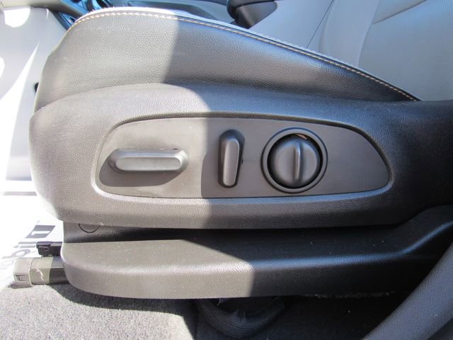 Used 2020 GMC Terrain SLT w/ Preferred Package image 14