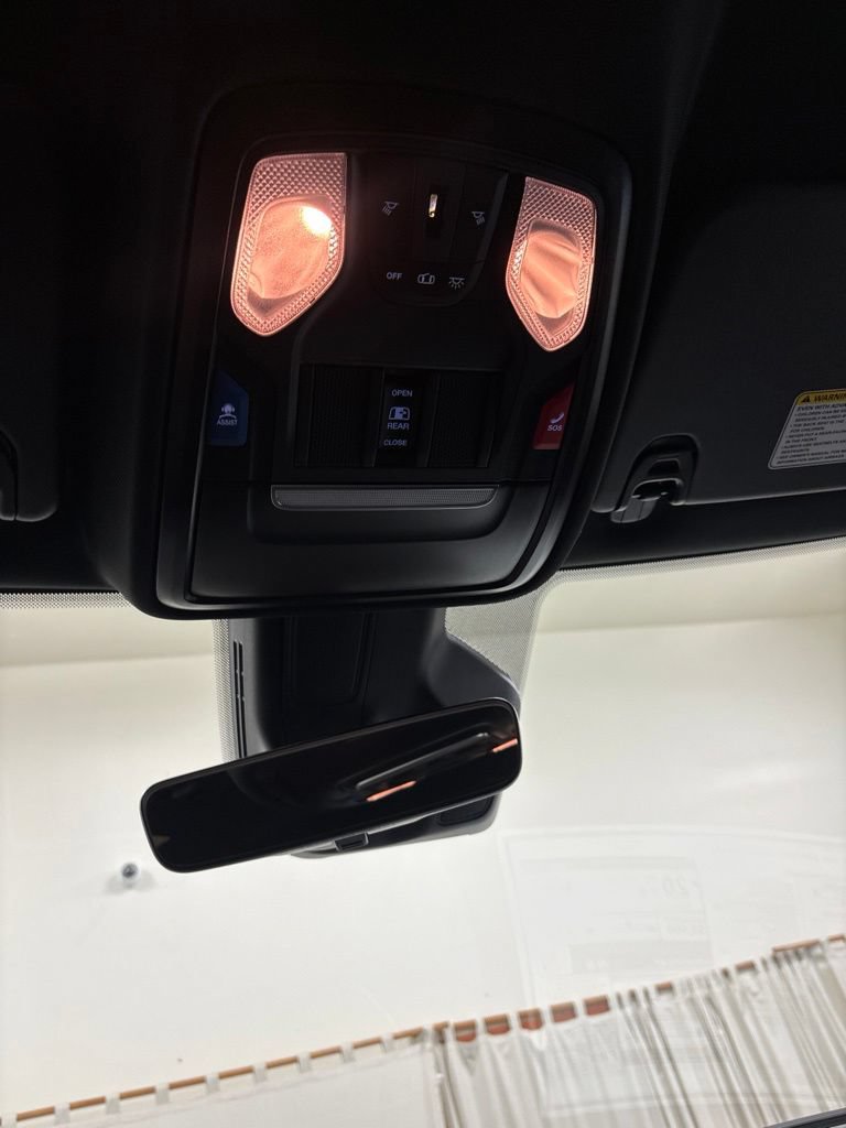 New 2026 RAM 1500 Express AWD/4WD image 13