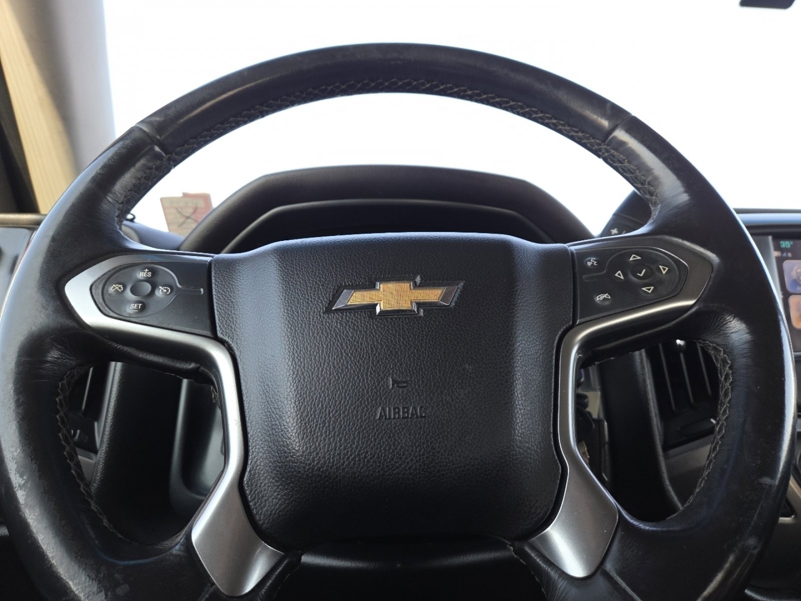 Used 2018 Chevrolet Silverado 1500 LT w/ All Star Edition image 24