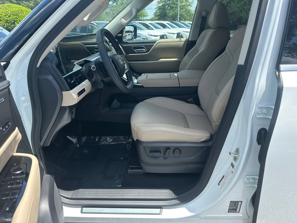 Used 2026 INFINITI QX80 Pure w/ Cargo Package AWD/4WD image 9