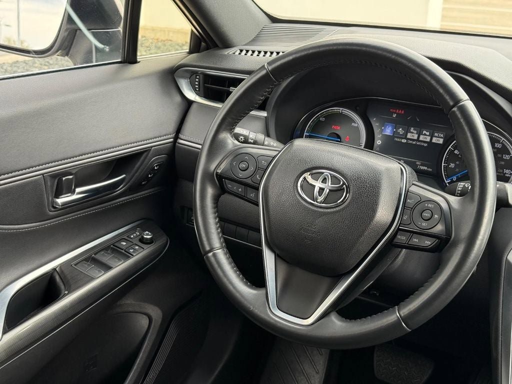 Used 2023 Toyota Venza XLE AWD/4WD image 26