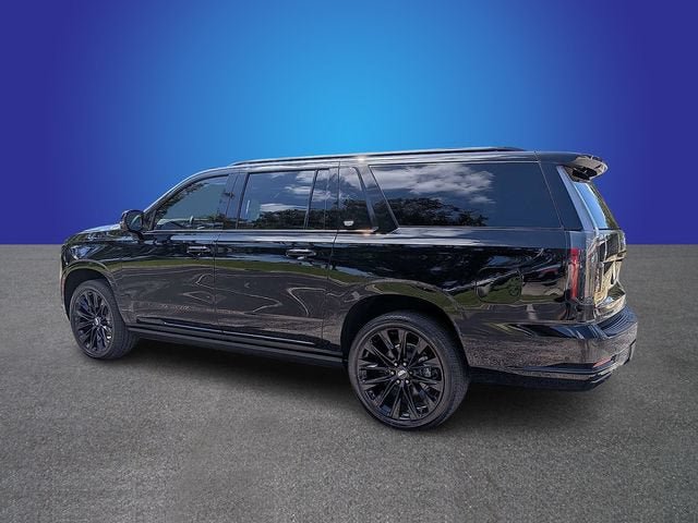 New 2026 Cadillac Escalade ESV Platinum Sport w/ LPO, ONYX Package AWD/4WD image 3