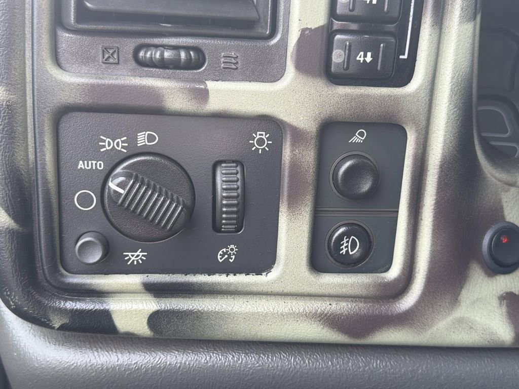 Used 2006 Chevrolet Silverado 1500 LT w/ Light Duty Power Package image 14