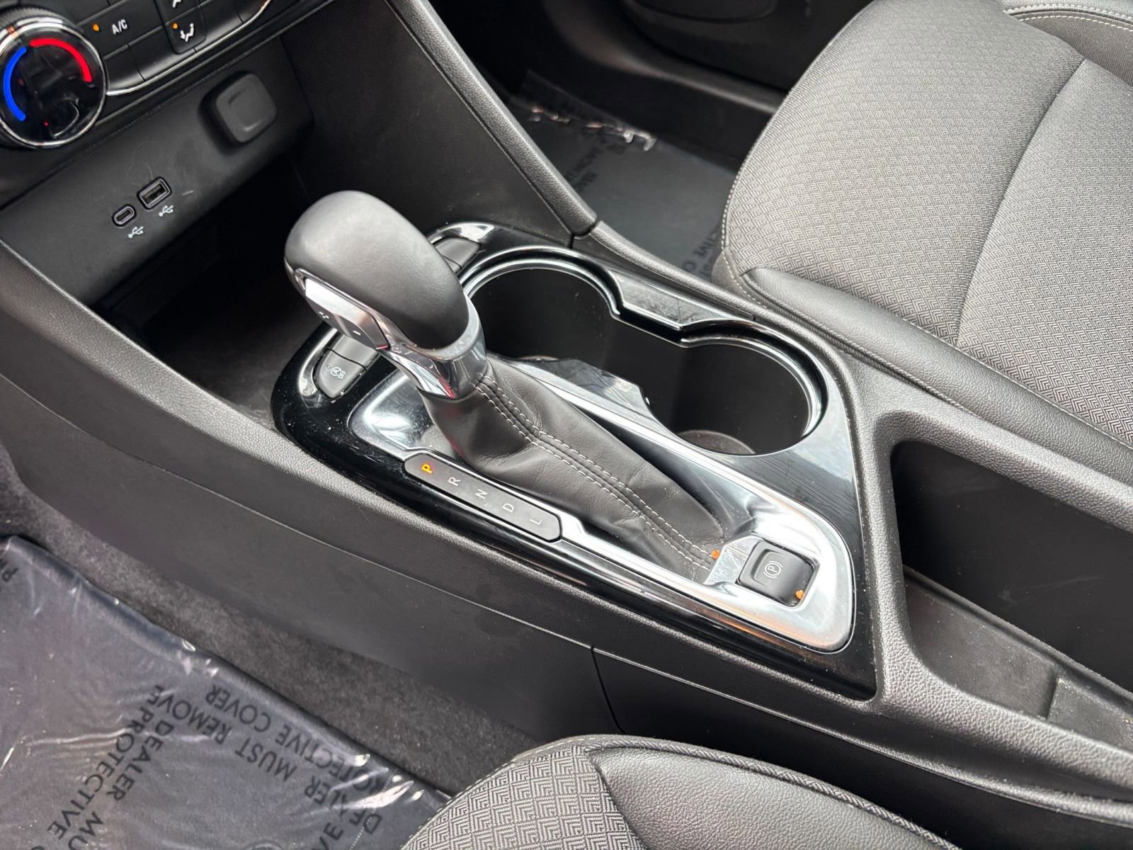 Used 2025 Buick Encore GX Preferred FWD image 38