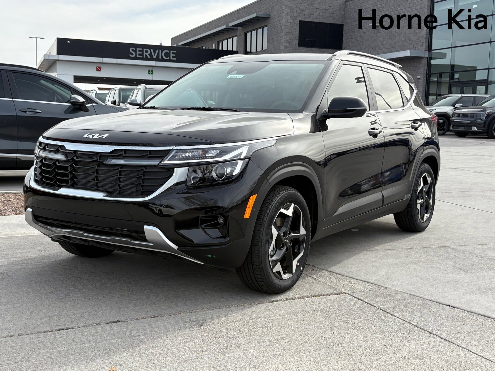 New 2026 Kia Seltos EX image 8