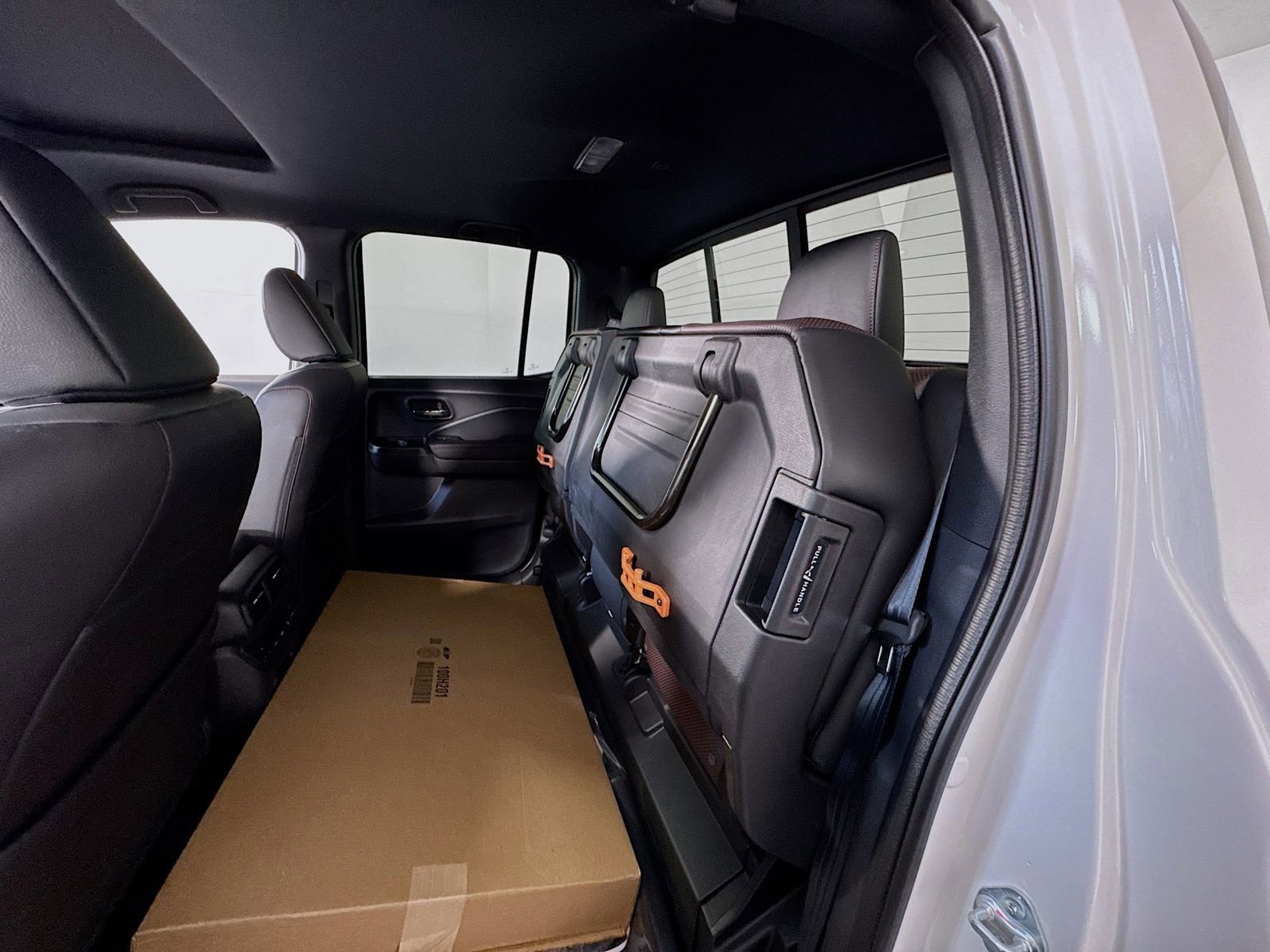 Used 2025 Honda Ridgeline Black Edition image 12