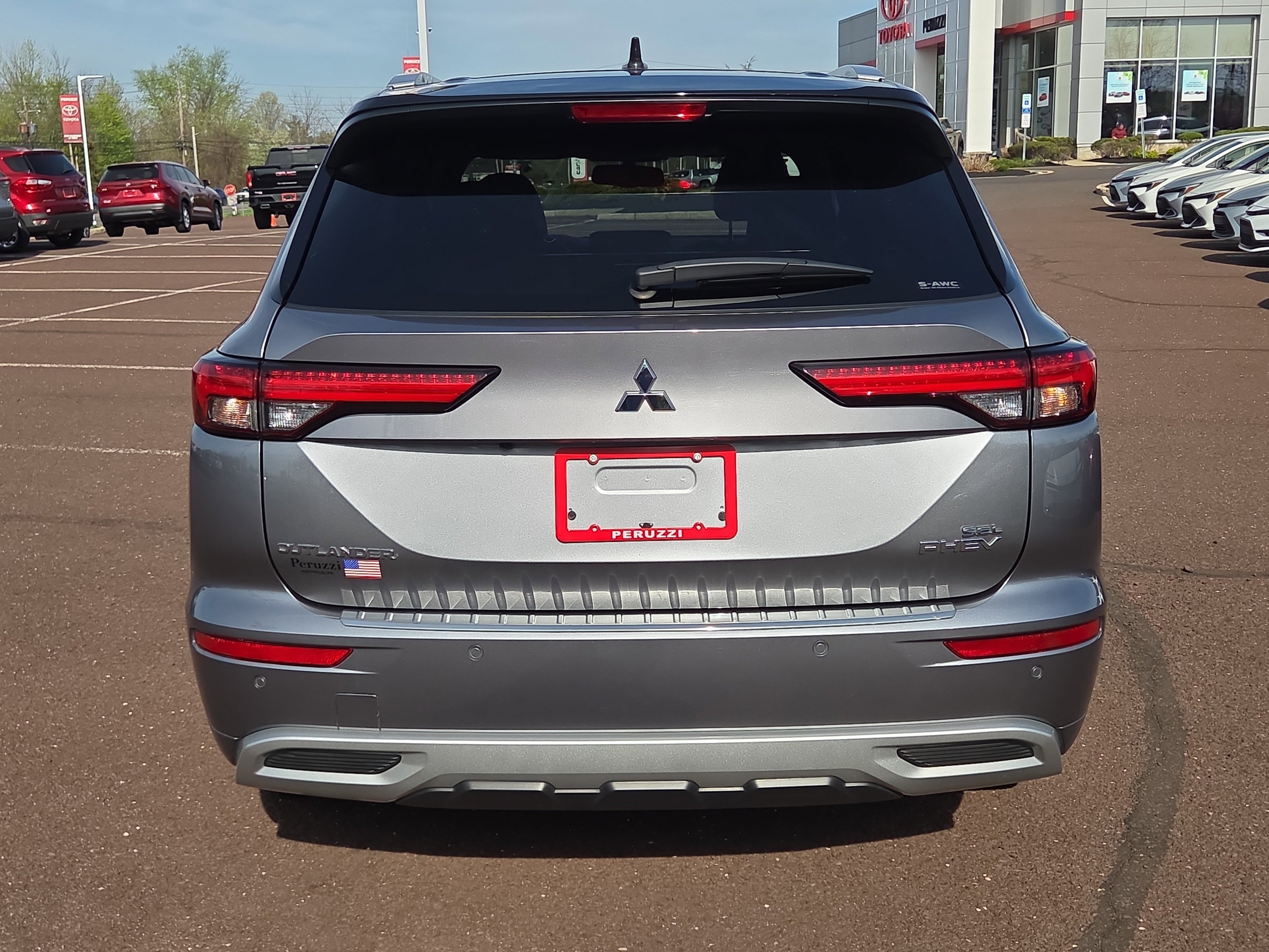 Used 2023 Mitsubishi Outlander SEL image 4
