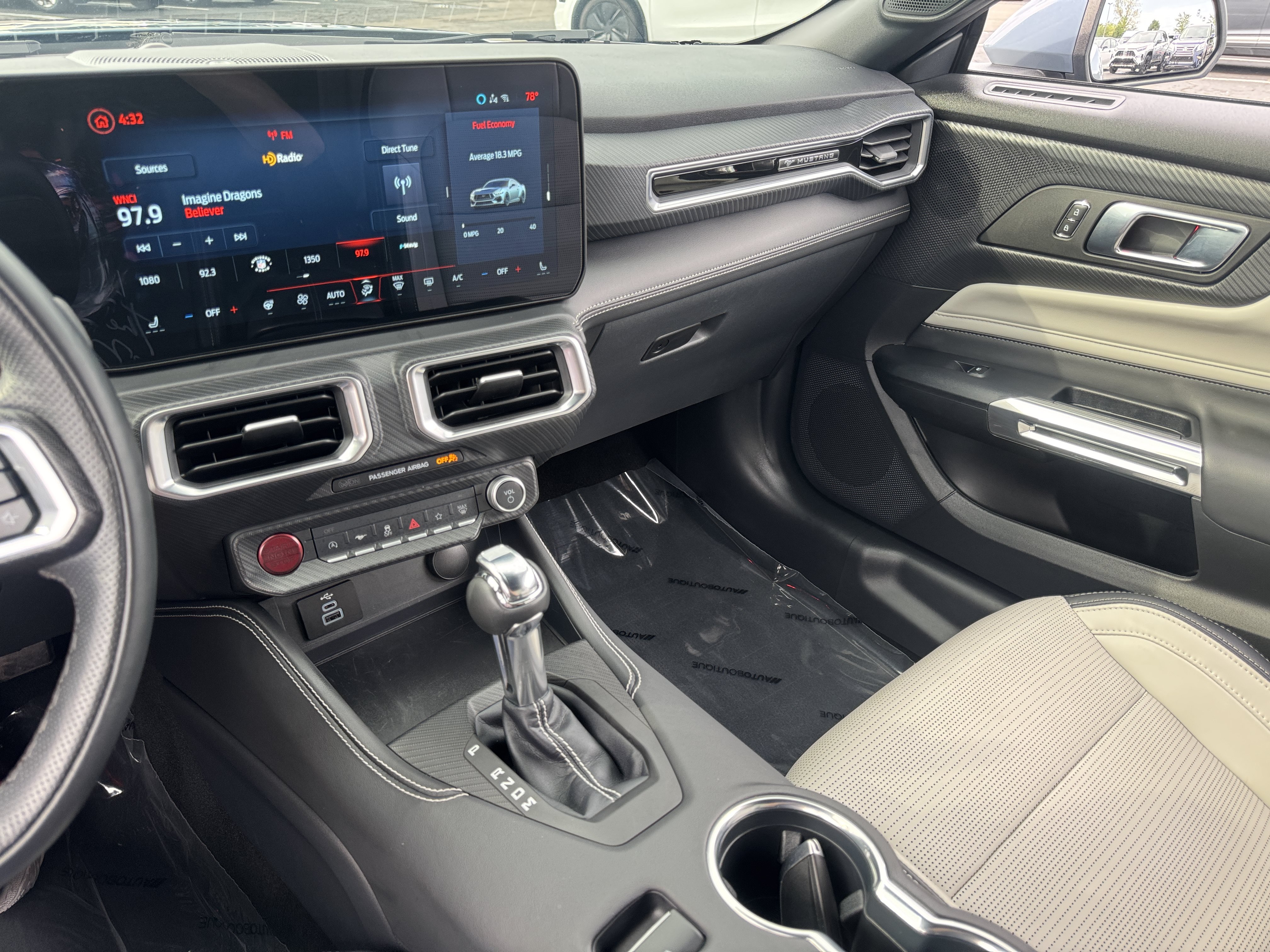 Used 2025 Ford Mustang GT Premium RWD image 22