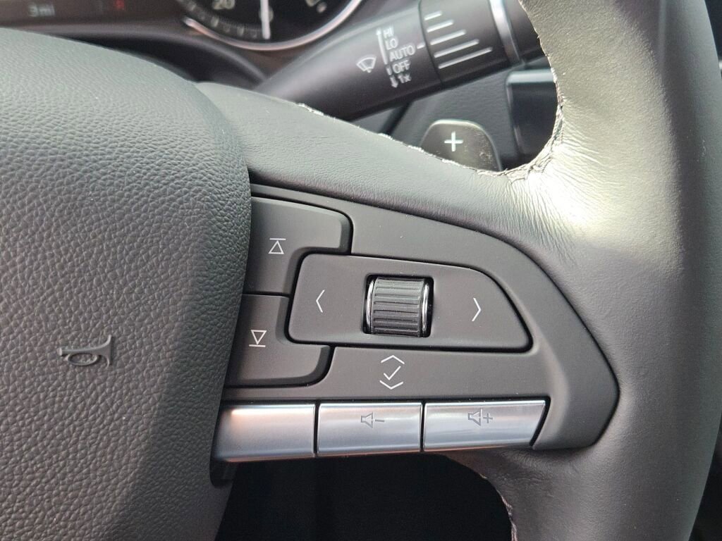 New 2026 Cadillac CT4 Premium Luxury image 32