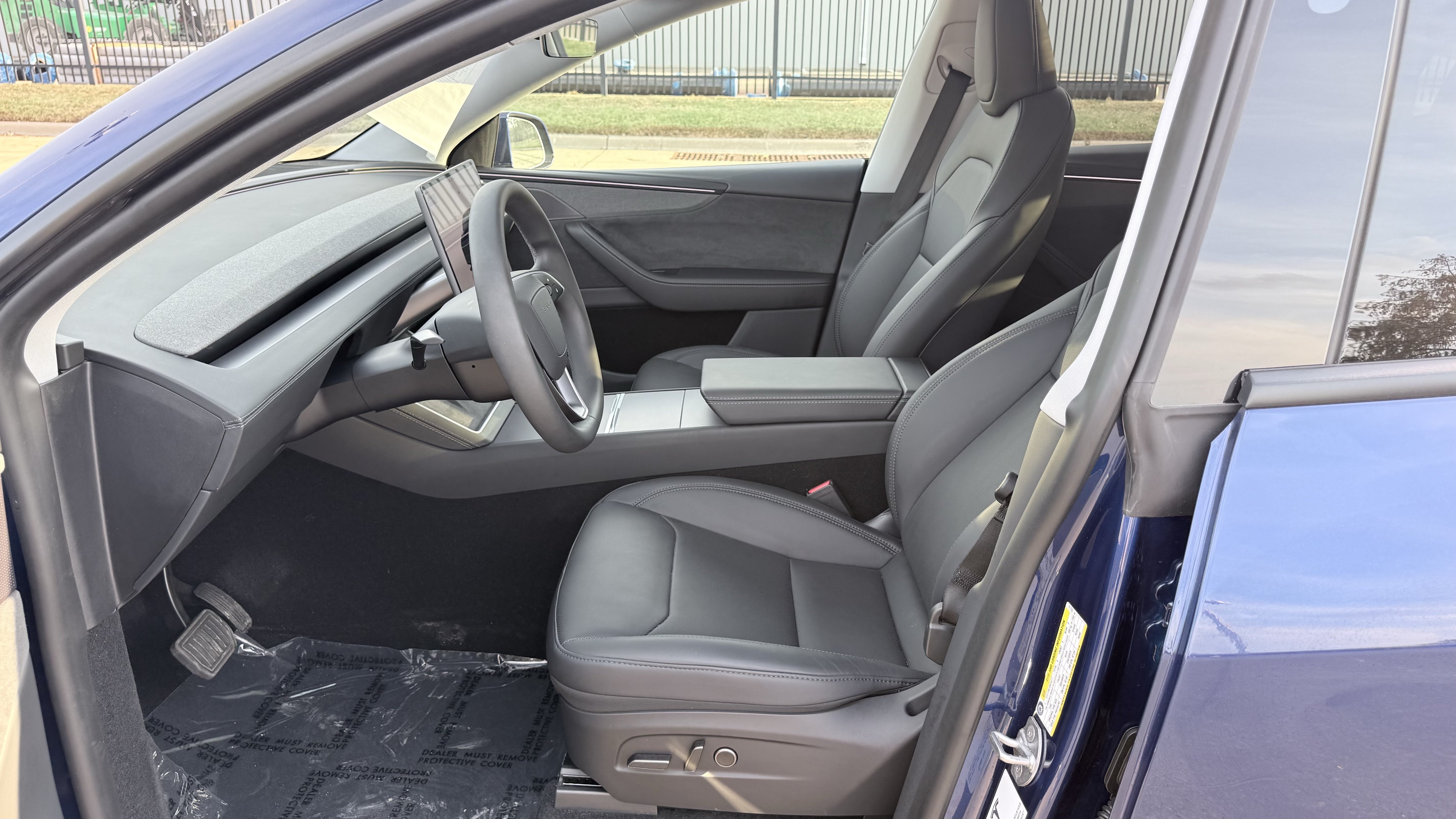 Used 2026 Tesla Model Y AWD image 22