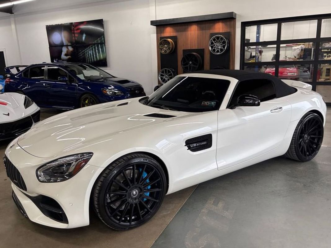 Used 2018 Mercedes-Benz AMG GT Roadster w/ Lane Tracking Package image 3