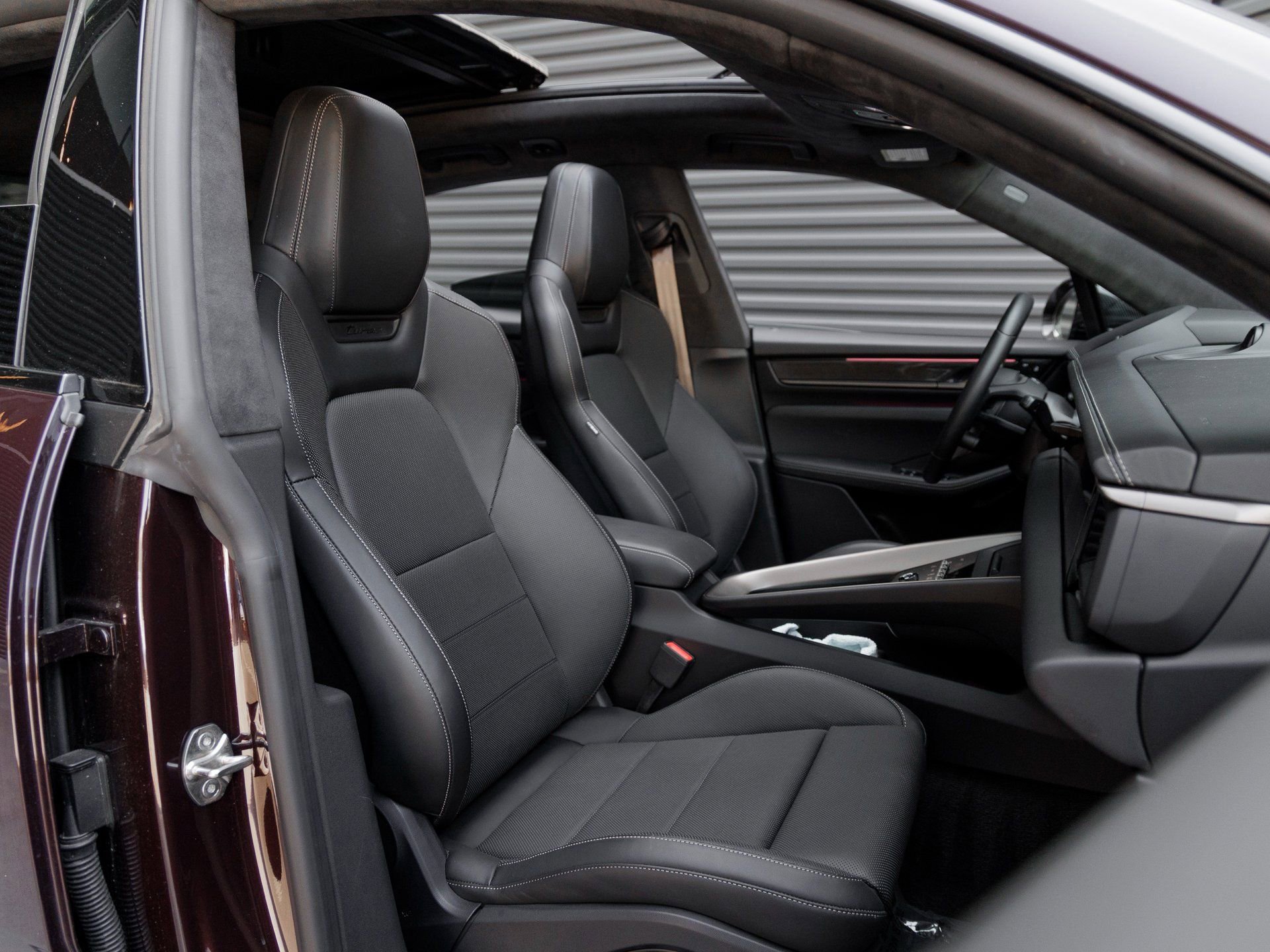 New 2024 Porsche Macan Turbo Electric image 37