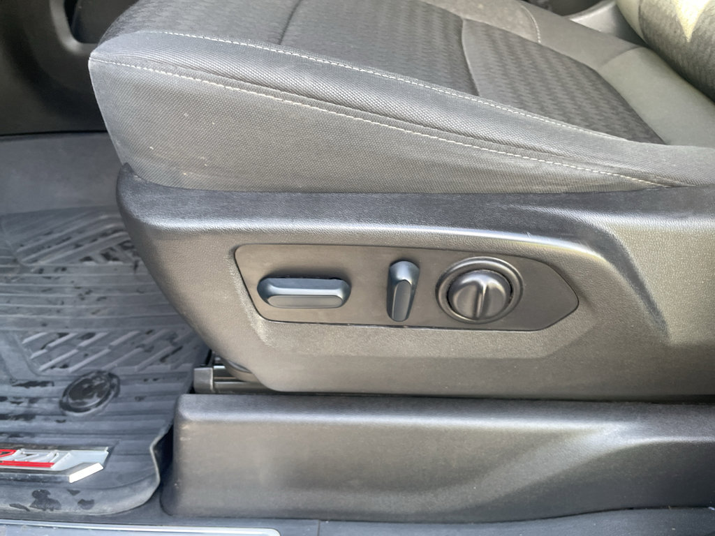 Used 2022 Chevrolet Silverado 1500 RST image 29