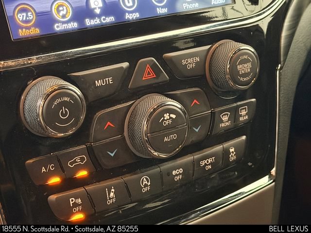 Used 2022 Jeep Grand Cherokee Laredo X RWD image 28