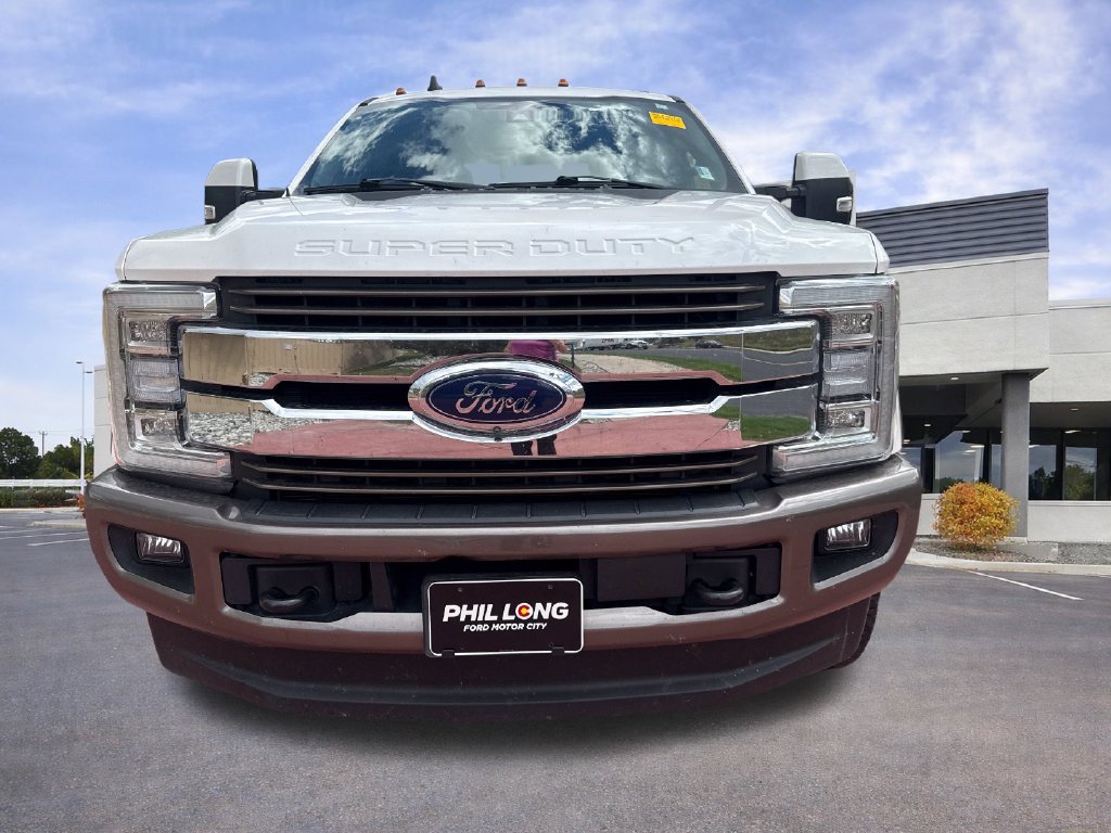 Used 2019 Ford F350 King Ranch w/ King Ranch Ultimate Package AWD/4WD image 2