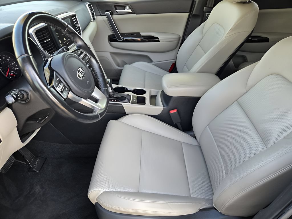 Used 2021 Kia Sportage EX FWD image 12