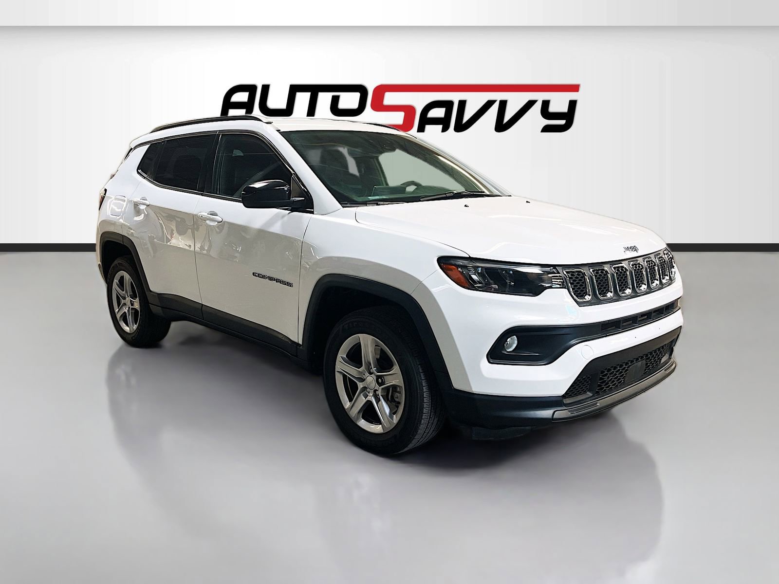 Used 2024 Jeep Compass Latitude w/ Altitude Special Edition image 1