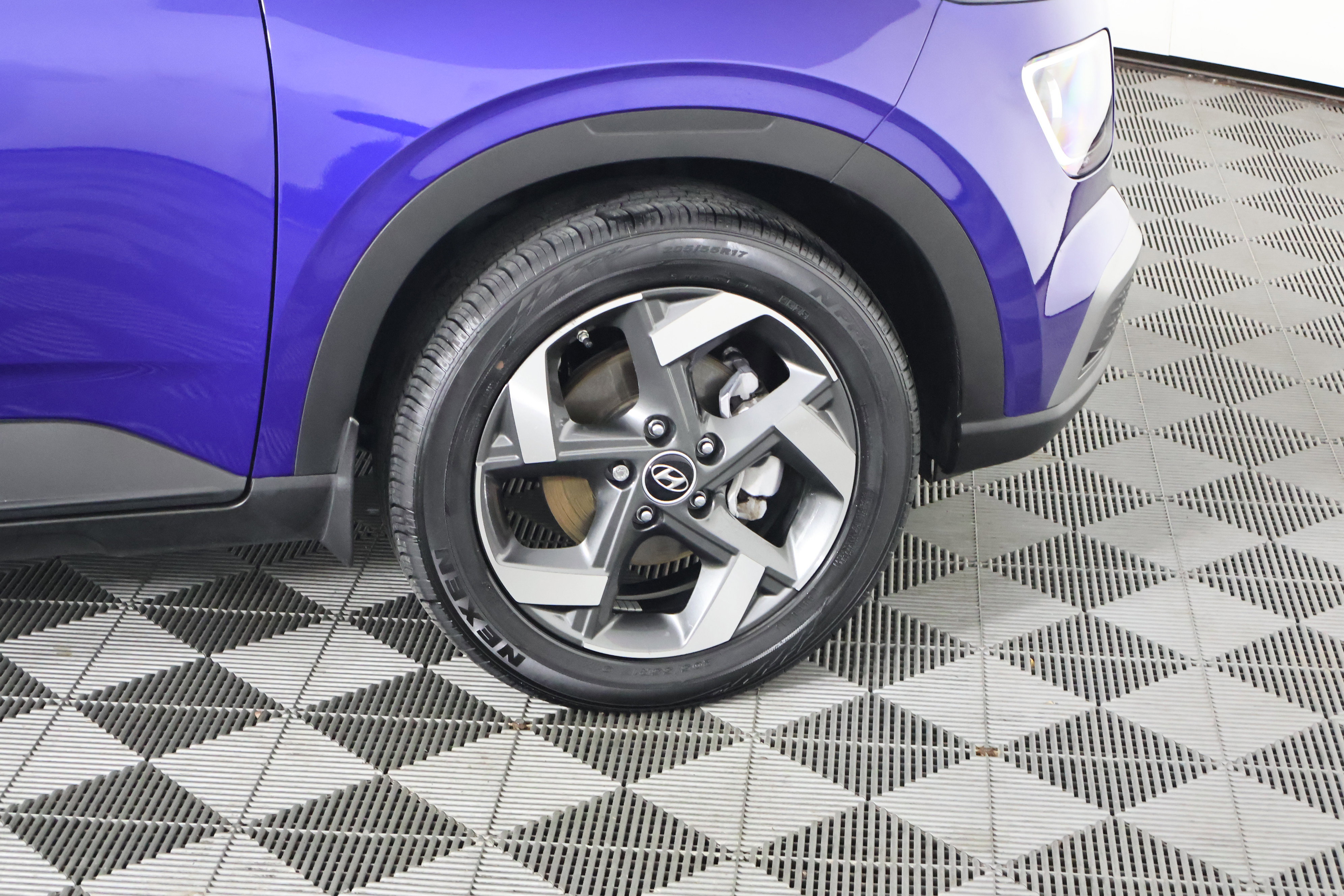 Used 2024 Hyundai Venue SEL image 53