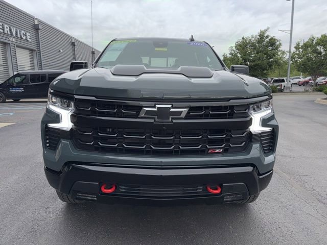 Used 2026 Chevrolet Silverado 1500 LT Trail Boss w/ Convenience Package II AWD/4WD image 3
