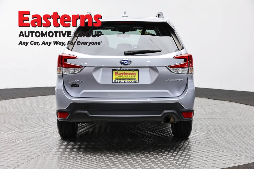 Used 2022 Subaru Forester Premium AWD/4WD image 6