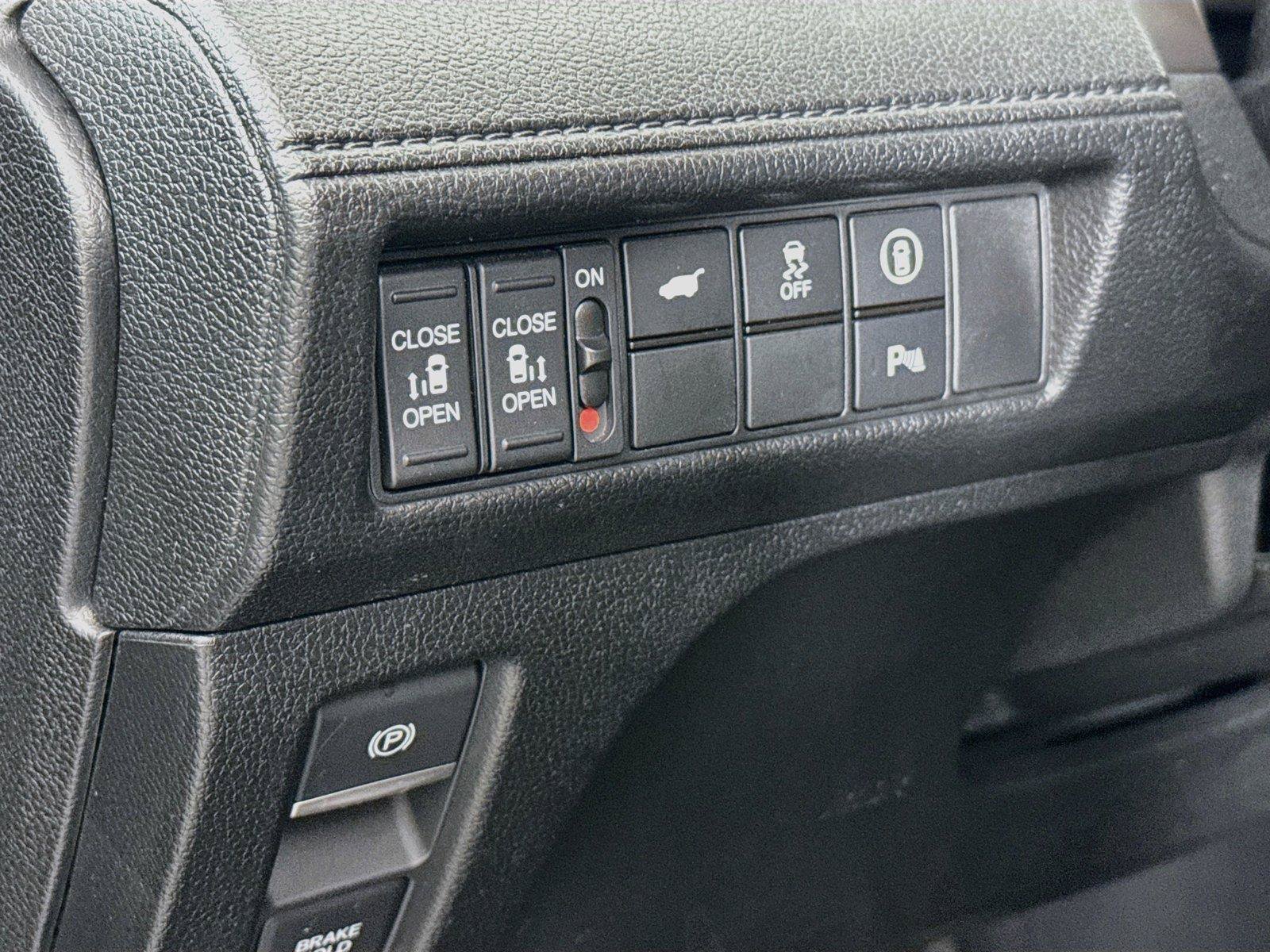 Used 2024 Honda Odyssey Elite image 16