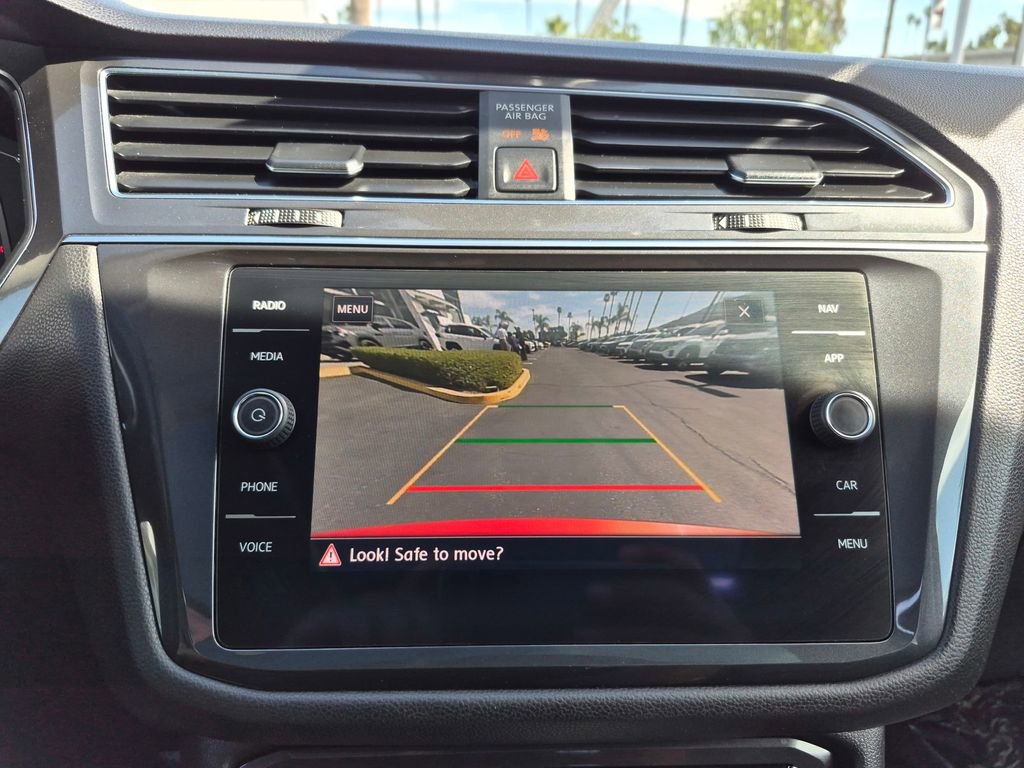 Used 2019 Volkswagen Tiguan SEL Premium w/ 3rd Row Seat Package image 20