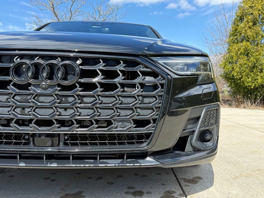 Used 2022 Audi A8 L 3.0T AWD/4WD image 4