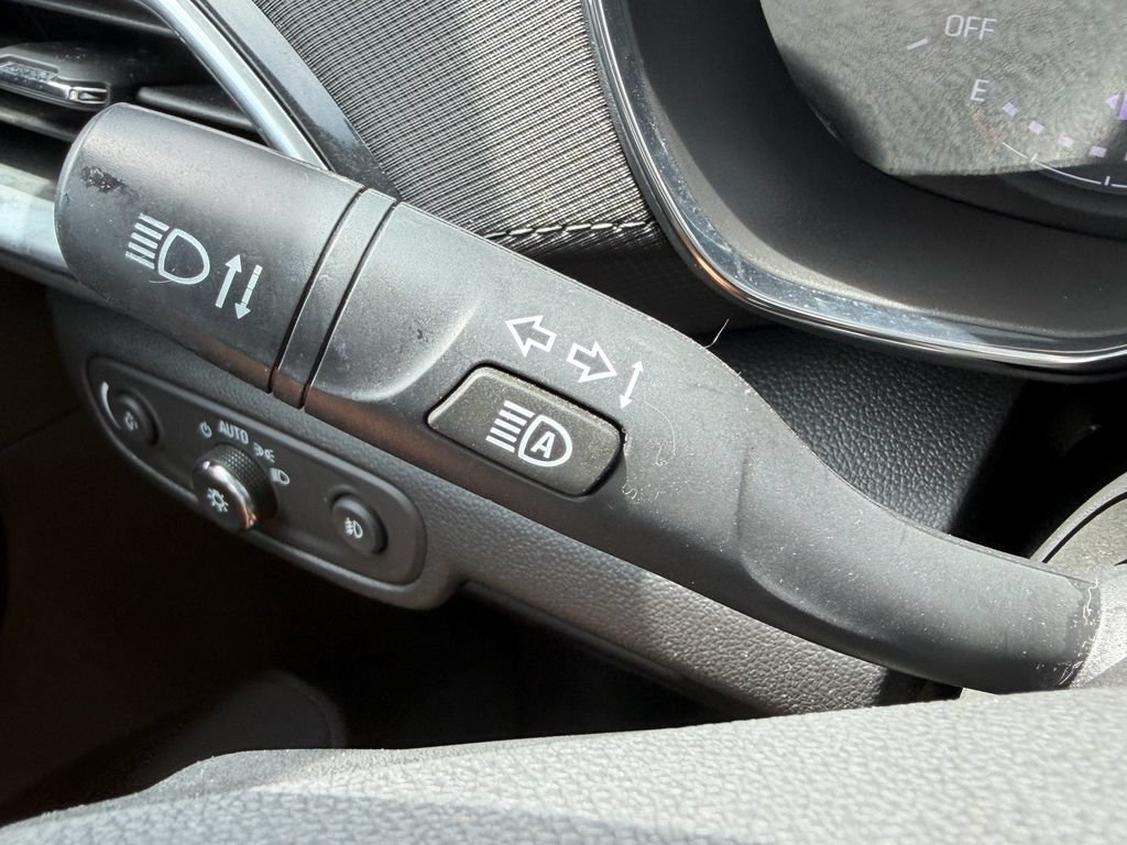Certified 2023 Chevrolet TrailBlazer LT w/ Convenience Package FWD image 29