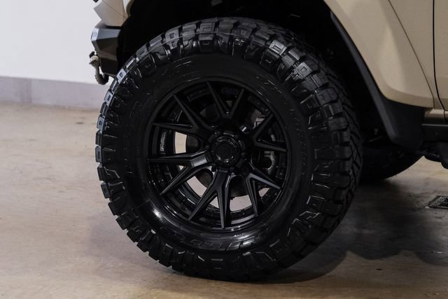 Used 2025 Ford Bronco Raptor AWD/4WD image 11