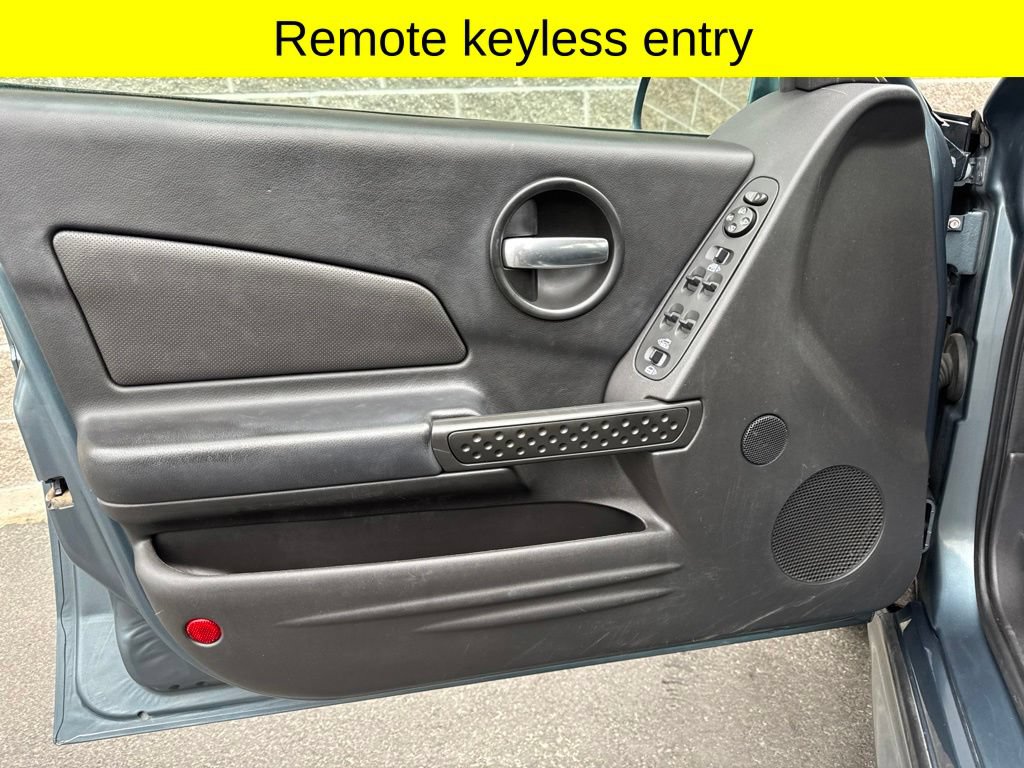 Used 2006 Pontiac Grand Prix w/ Security Package FWD image 12