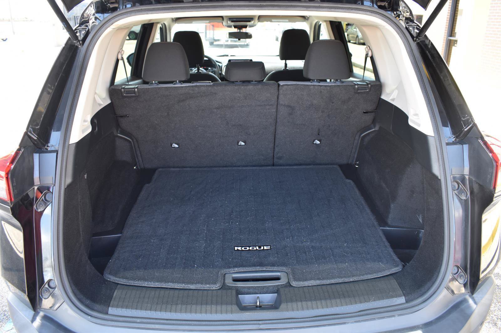 Used 2021 Nissan Rogue SV FWD image 53