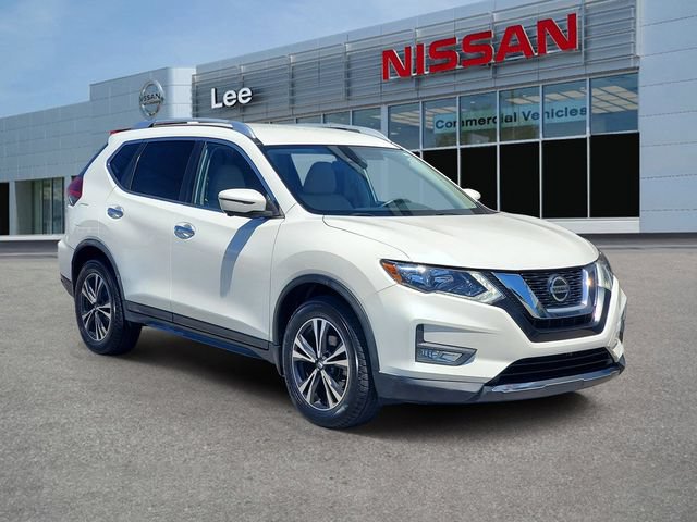 Used 2019 Nissan Rogue SV w/ Premium Package FWD image 1